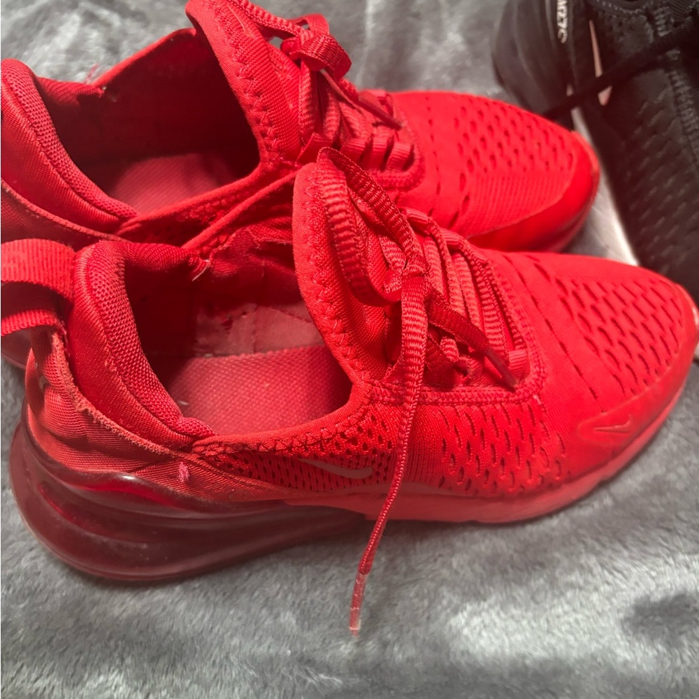 Nike 270 4.5 in youth 6 in women’s